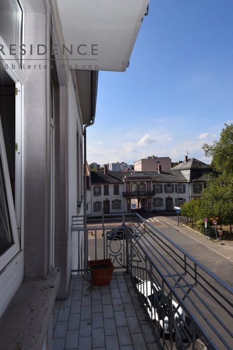 Niederrad: 1 hotsell Zi-Wohnung mit Balkon