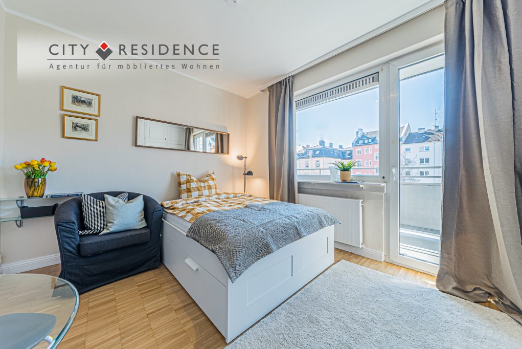 Frankfurt-Sachsenhausen (Nord): 1-room(s)  Apartment, 25sqm, Schweizer Str., 1,120, Living