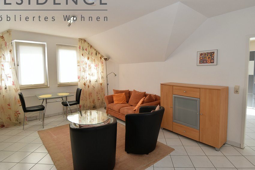 Frankfurt-Bockenheim: 2-camera(e)  Appartamento, 38m², Landgrafenstr., 1,050, soggiorno