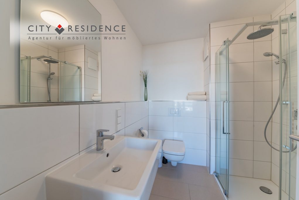 Frankfurt-Europaviertel: 1-camera(e)  Appartamento, 28m², Römischer Ring, 1,390, sala da bagno